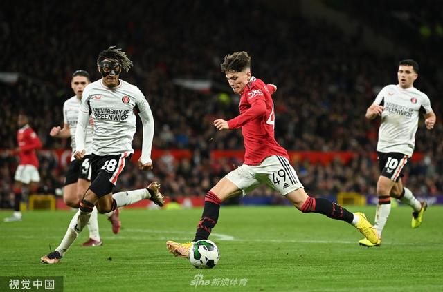 貌和谦逊的 貌和谦逊的