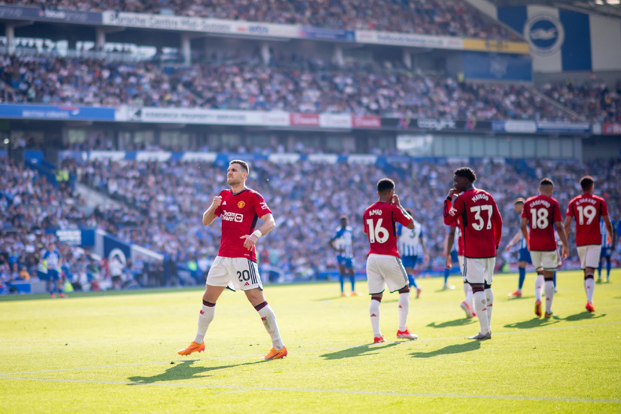 阵容变化与 阵容变化与